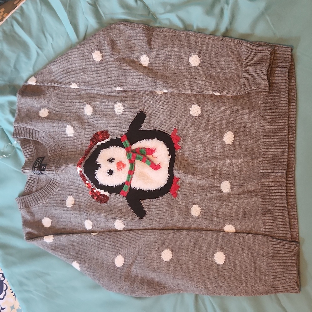 Christmas sweater gray,  size large. Super cute.